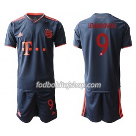 FC Bayern München LEWANDOWSKI 9 Børn 3. Fodboldsæt 2019-20 S/S (+ Korte bukser)